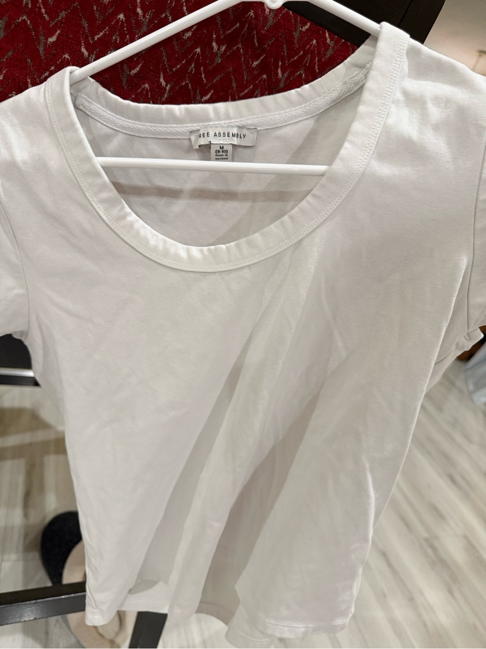 Free Assembly Women’s White Scoop Neck Short Sleeve Tee
